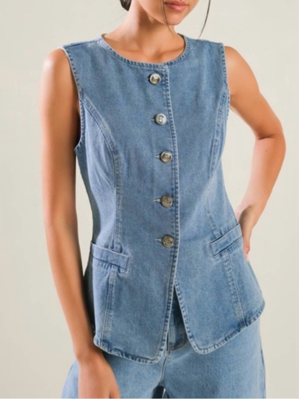 Denim Button-Front Sleeveless Top - Blue